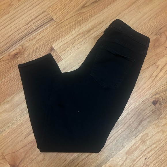 Universal Thread High Rise Skinny Jeans - Picture 3 of 3